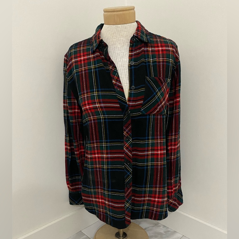 2/$20❤️- SHIRT | Women’s Beach Lunch Lounge shirt size small